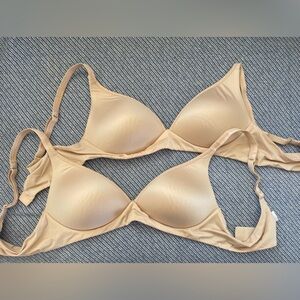 NWOT bundle of 2x Bonds wireless bras in blush